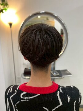 ビィーワンイースト(Be 1 EAST) メンズパーマ