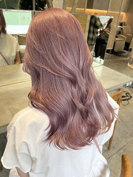 サンク 原宿 表参道(cinq) ピンクベージュピンクミルクティーブリーチありダブルカラー