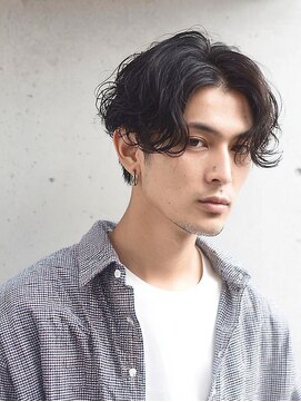 バイエイト(X8) 爽やかナチュラルパーマセンターパート