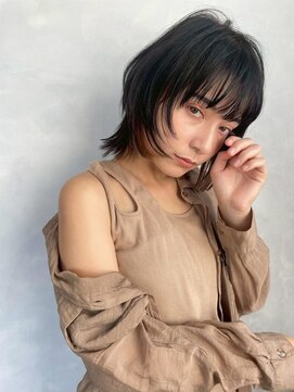 フラネ(Flaner) タッセルボブセミロングバレイヤージュショートウルフ