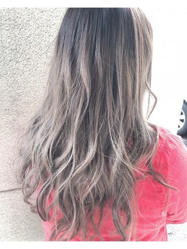 エルフ(elf) 外国人風カラー