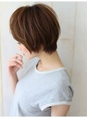 大人かわいいエアリーグレージュひし形シルエット小顔耳かけボブ
