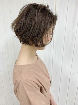 リヴ オオサカ(LIV OSAKA) 【 LIV OSAKA 】ワンカールボブ_イルミナカラー