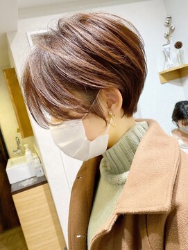 バンプ ギンザ(BUMP GINZA) 30代40代50代・大人ショートボブ・白髪ぼかし・小顔カット