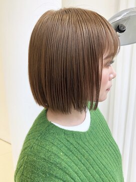 ハイブ 金沢(Hive) ブリーチハイトーンカラーショートボブツヤ髪スタイル髪質改善