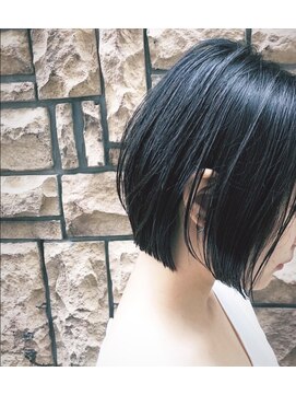 アース 錦糸町店(HAIR&MAKE EARTH) 今流行りのパツッとボブ×ブルーブラック