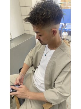 ウォーク(woke) メンズパーマ