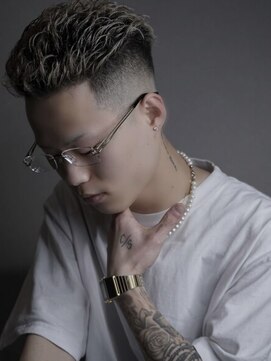 スキルセカンドハウス 天神(SKILL SECOND HOUSE) オールバック フェード スキンフェード