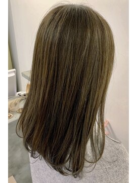 ラシク(Rashiku) 【Rashiku】ミディアムレイヤースタイル