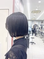 トニーアンドガイ 青山店(TONI & GUY) ミディアムストレート外ハネボブ切りっぱなしボブ