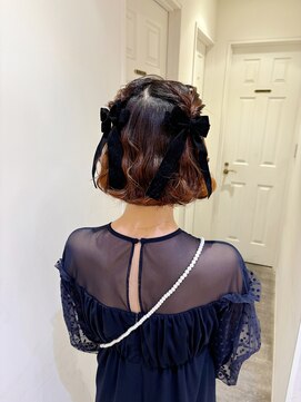 コル(CoL) ボブでもかわいく！ふわふわハーフツインアレンジ♪