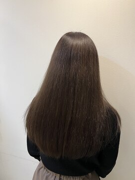 リー 東三国(Lee) 髪質改善カラーアッシュブラウン