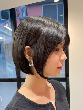 ラルム 新宿(LARME SHINJUKU) ブリーチハイトーンホワイトグレージュダブルカラーボブ/新宿