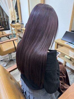 美容室BJの写真/髪本来の美しさを引き出すトリートメントで、内側から輝く美髪へ♪思わず触りたくなるようなツヤ感に。