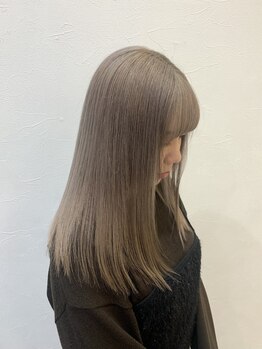 “透明感×柔らかさ”が叶うカラーもお任せ！あなたらしさを引き出す色をご提案します。