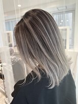 カラ ヘアーサロン(Kala Hair Salon)&nbsp;ハイライトバレイヤージュダブルカラーケアブリーチ20代30代40代