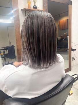 リアン(lien) バレイヤージュ×外ハネレイヤーボブ