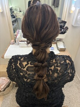 アトリエ木下 日吉店 編みおろしポニーテール