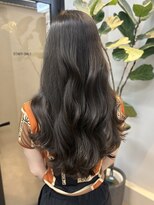 ヌープヘアーアイス(NUUP.hair ici)&nbsp;オリーブグレージュ｜髪質改善で叶うロングでも艶透明感カラー