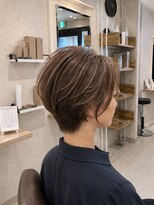 ヘアーサロン ビーネ(Hair salon Bi-ne)&nbsp;似合せショートと白髪ぼかしハイライト☆