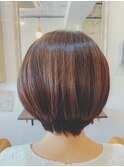 ショートボブ