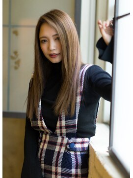 ディスオモテサンドウ 表参道(This OMOTESANDO) oggiottoトリートメントでサラサラスタイルに!