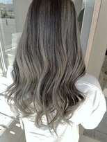 トリニティ(trinity)&nbsp;透明感グレージュ・バレイヤージュ・シャドールーツ・ブリーチ