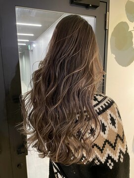メリー オオサカ(Merly Osaka) 細かいハイライトをたっぷり！_natural brown beige_