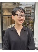 暗髪ベリーショート