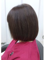 夜髪 艶やかふんわり。大人のボブスタイル