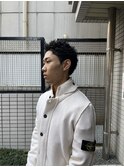 短めスパイキーショート