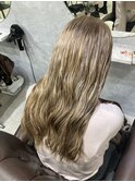 ミルクティーベージュ