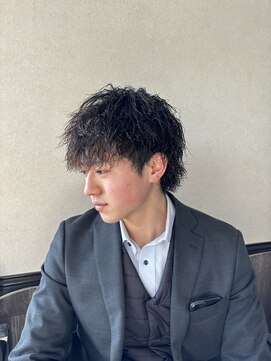 髪屋 大人気のメンズパーマ