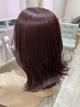 ハグクレア(HUG CLAIRE) 明るめレッドカラー