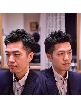 トリム 渋谷(trim.) サーフカール/刈り上げセンターパート/ブルーブラック[渋谷]