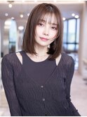 20代30代大人かわいいこなれミディくびれレイヤーベージュカラー
