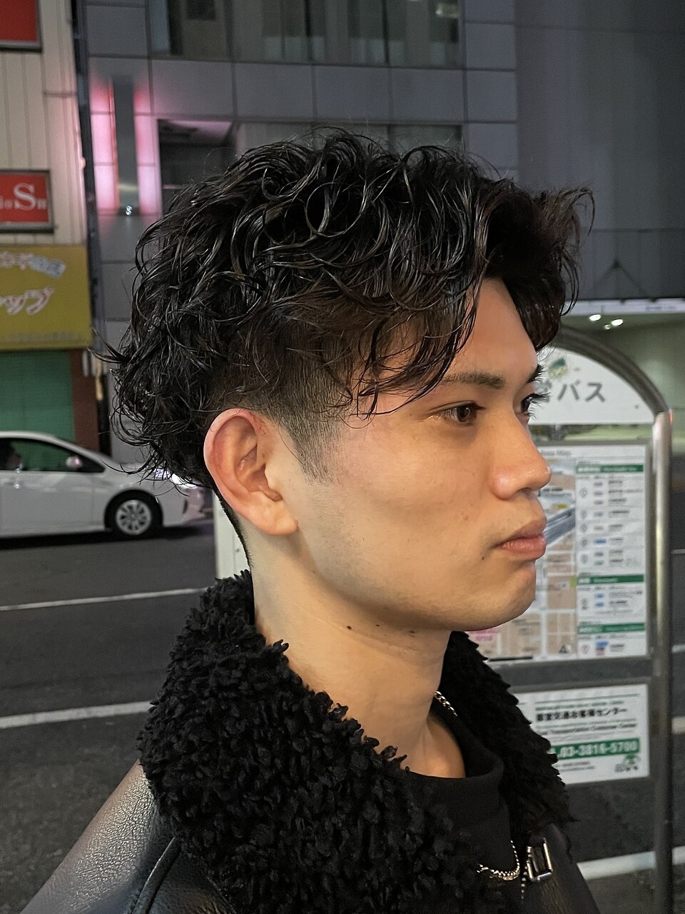 コムドットやまとさん風センターパート×スパイラルパーマ