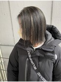 脱白髪染めハイライト+切りっぱなしボブ