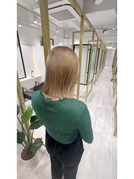 アンドリルム 梅田(&Lillme) ブラウンベージュ