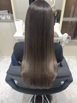 トッカ ANNEX京都河原町(tocca) ツヤグレージュ