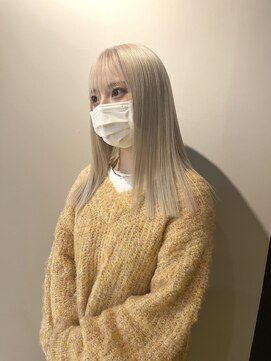 シック(chic.) ホワイトベージュ♪