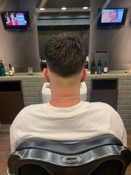 クラシコ(CLASSICO) バーバーカットバーバースタイルバリカンスーツ面接就活モテ髪