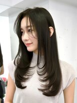 アトラ(ATRA)&nbsp;ロングのワンカールレイヤーカット