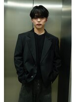 ピア ヤクイン(Pia Yakuin)&nbsp;重めバングの韓国風シースルーマッシュ