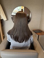 ツキヒ(TUKIHI)&nbsp;オリーブベージュ　縮毛履歴あり