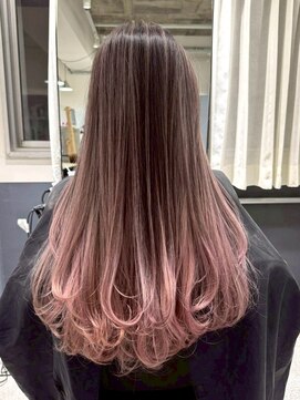 シエラ 心斎橋(CIERA.) バレイヤージュクラゲヘアタッセルボブショートボブ