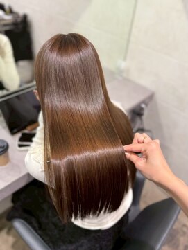 キュア 表参道(CURE) 乾かすだけでまとまる美髪縮毛矯正 艶髪ロング 表参道駅20代30代