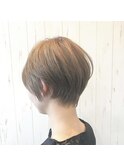 ショートボブ