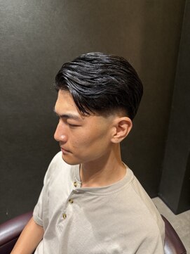 リレーションメンズヘアー(RELATION MEN'S HAIR) オールバックセンター分けフェードカットツーブロック短髪
