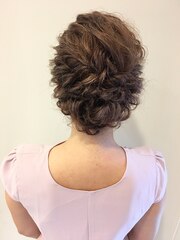 結婚式　二次会　ヘアセットお任せください♪